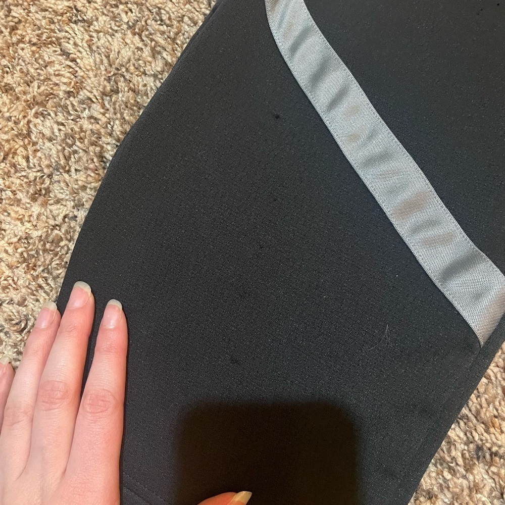 Underarmor sweatpants - Picture 4 of 6